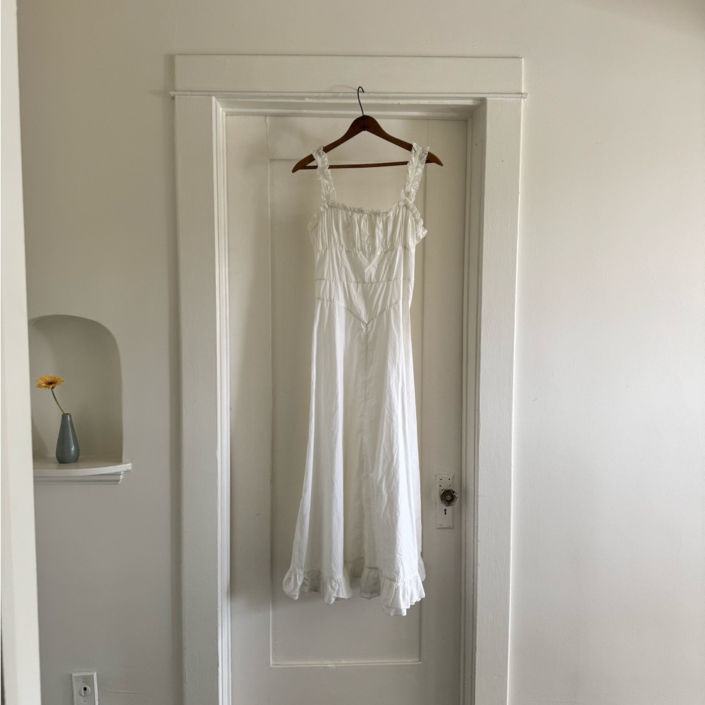 DÔEN White Dress